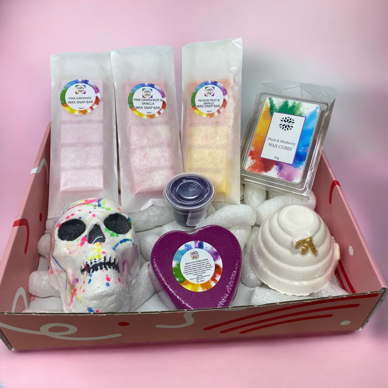 Bath Bomb and Wax Subscription Boxes £23